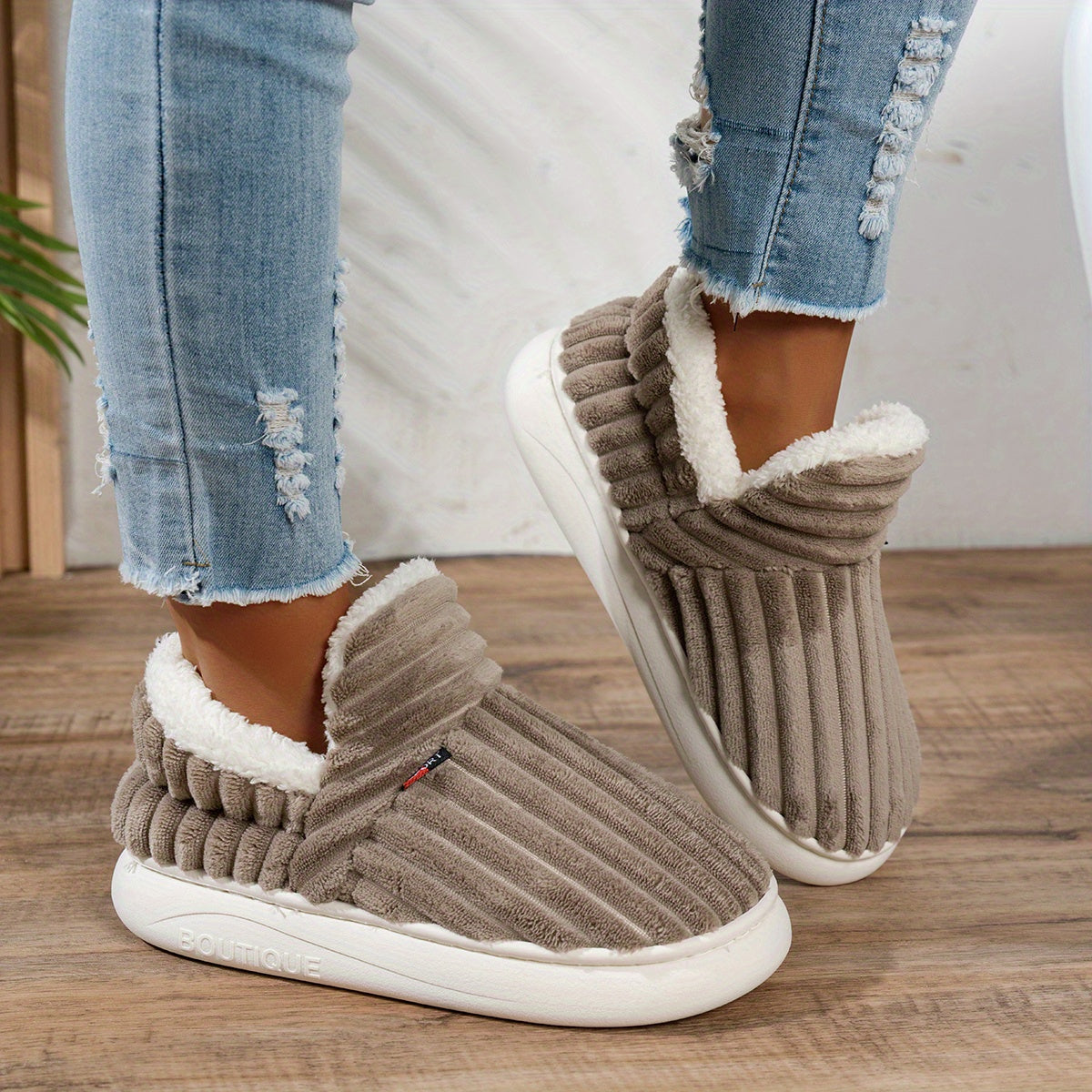 NINA | Warme Huisschoenen voor Direct Comfort en Ontspannen Gezelligheid