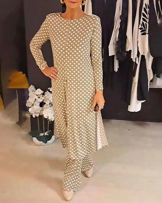 LILIANA | Compleet Twee Stukken met Stippenprint voor Ontspannen Elegantie en Veelzijdige Zomerse Looks