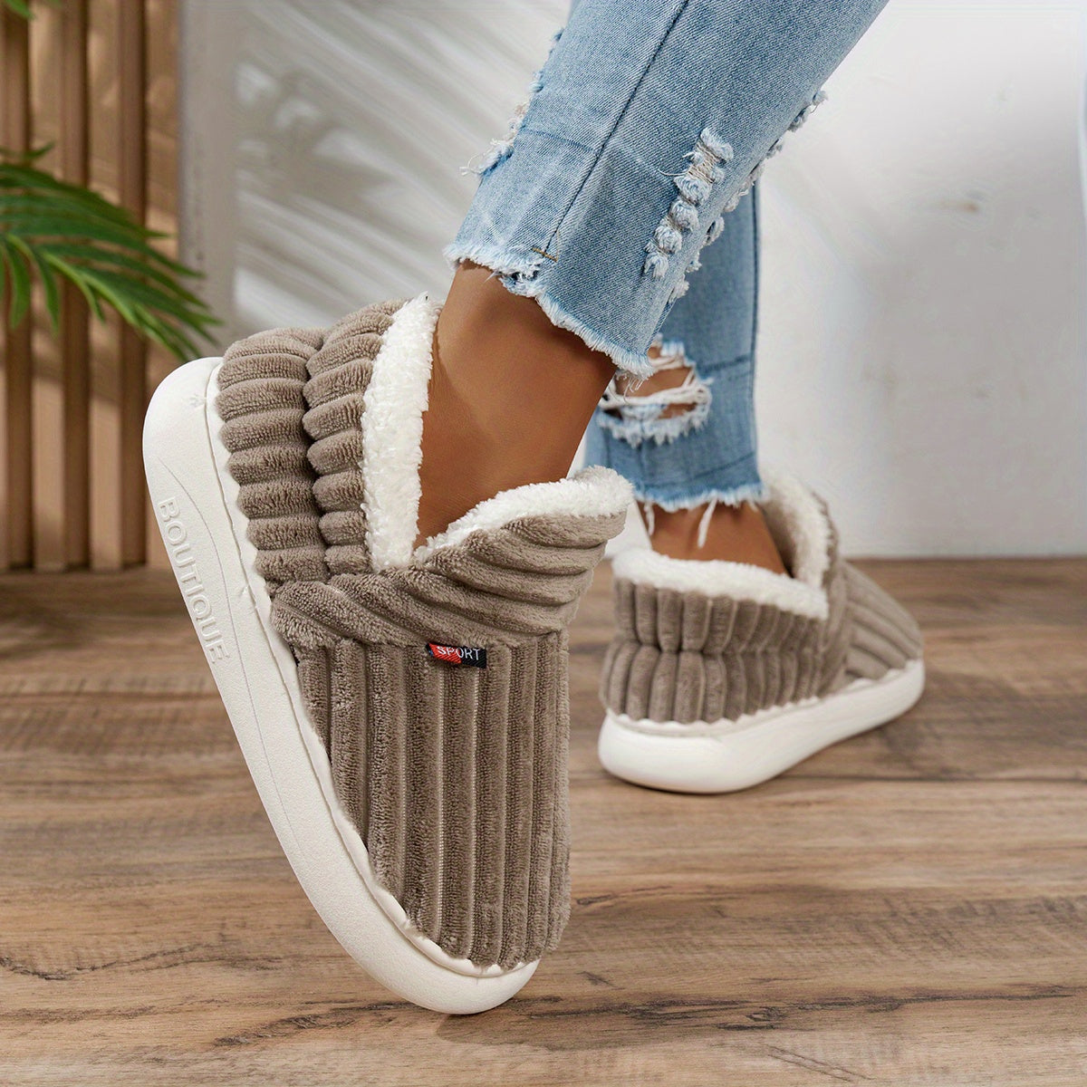 NINA | Warme Huisschoenen voor Direct Comfort en Ontspannen Gezelligheid