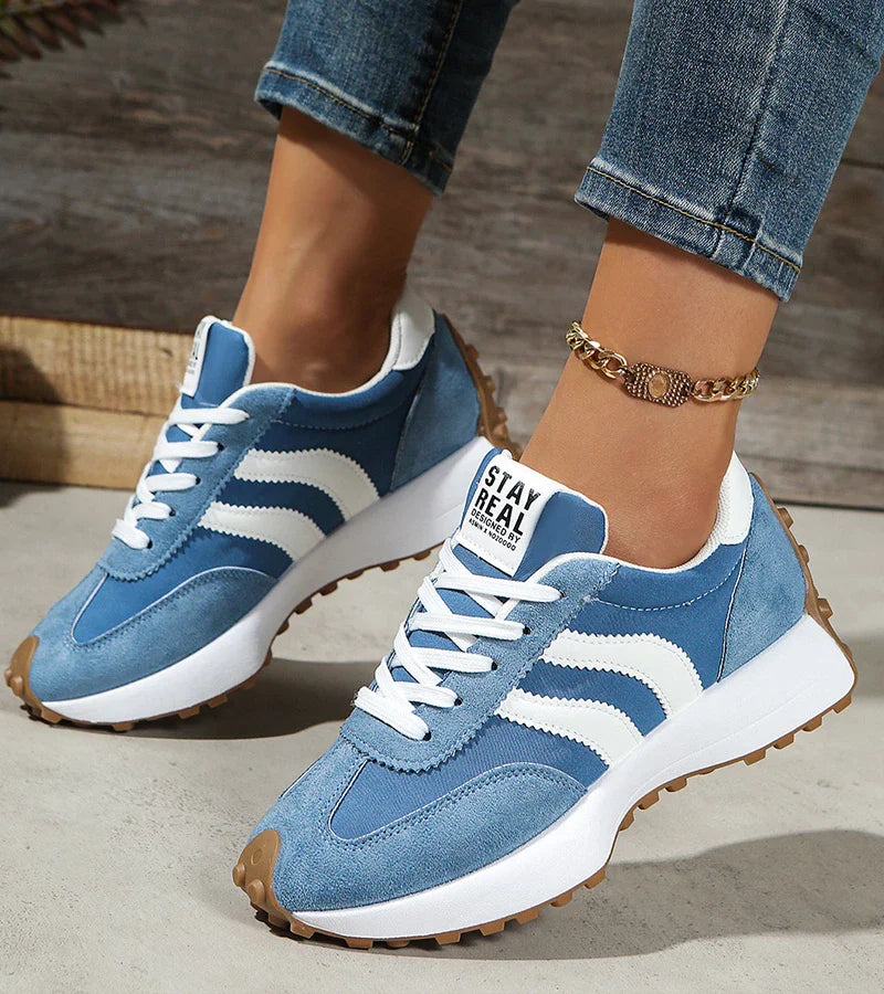 Élina™ | Ergonomische Sneakers met Verhoogd Comfort en Tijdloze Stijl