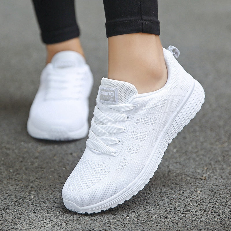 LIVYA | Ergonomische Sneakers Lichtgewicht & Stabiele Grip