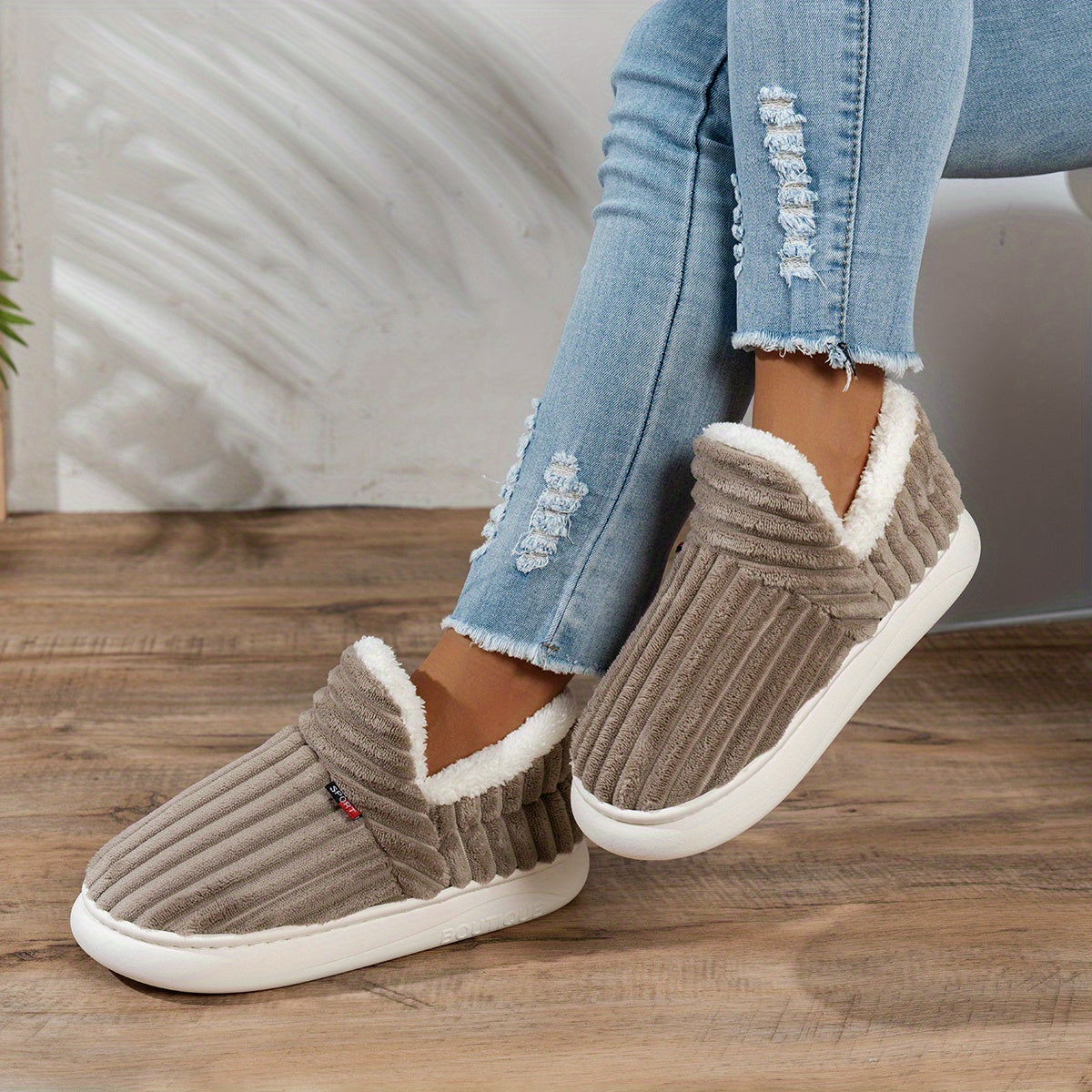NINA | Warme Huisschoenen voor Direct Comfort en Ontspannen Gezelligheid